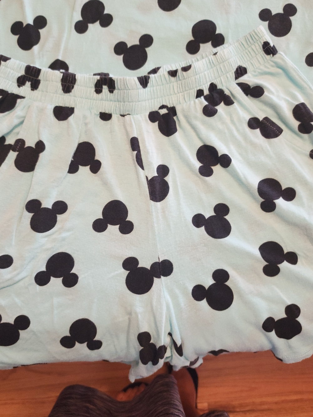 Disney Mint Green and Black Mickey Mouse Short Pajama Set Size S [V2] - Picture 2 of 10